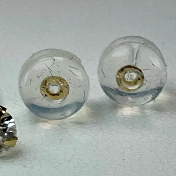 1/2ct 14K Solid YELLOW Gold Diamond studs earrings. Yellow Gold - Picture 2 of 16